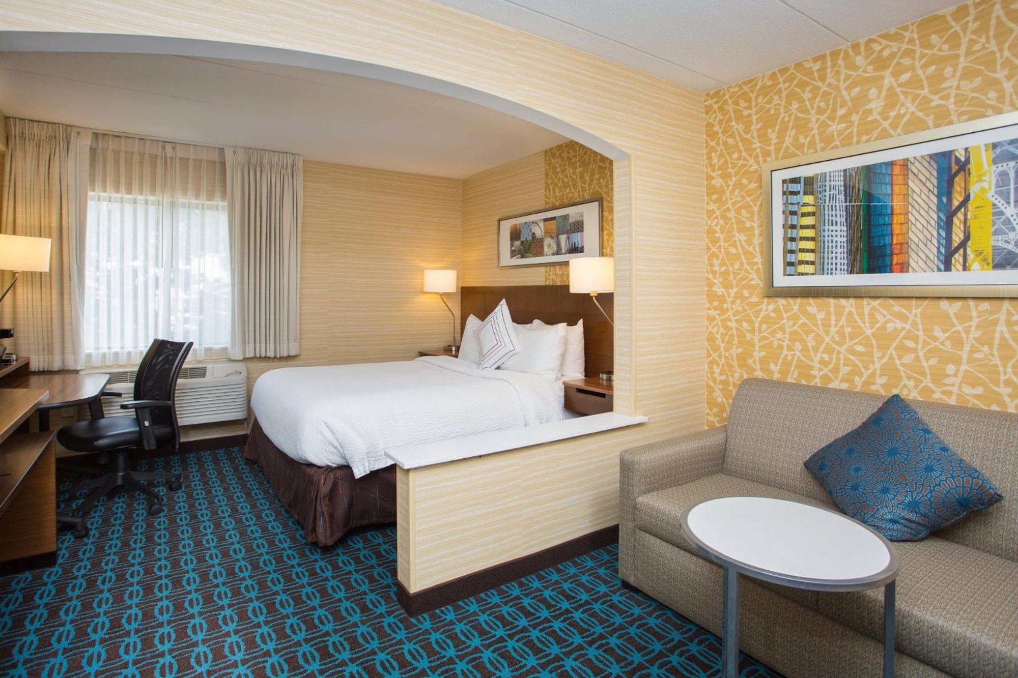 Fairfield Inn Manchester - Boston Regional Airport Екстер'єр фото