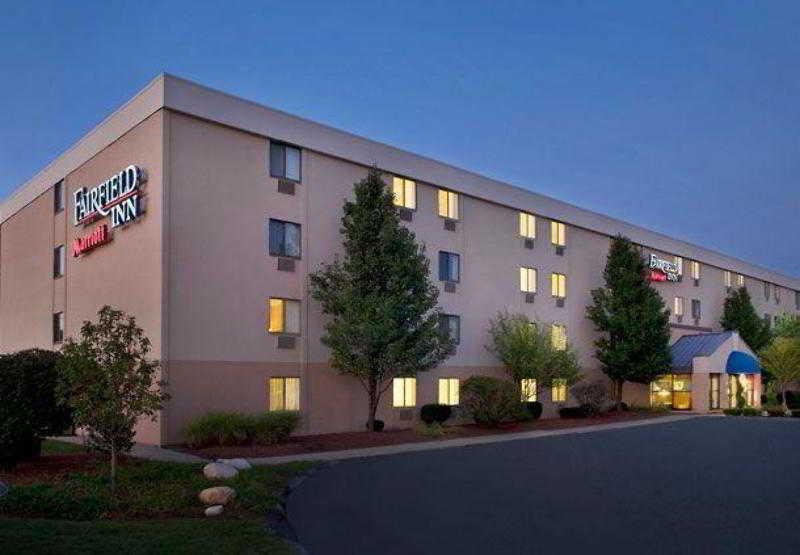 Fairfield Inn Manchester - Boston Regional Airport Екстер'єр фото